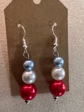 NWT Handcrafted Patriotic Red White & Blue Earrings Faux Pearls